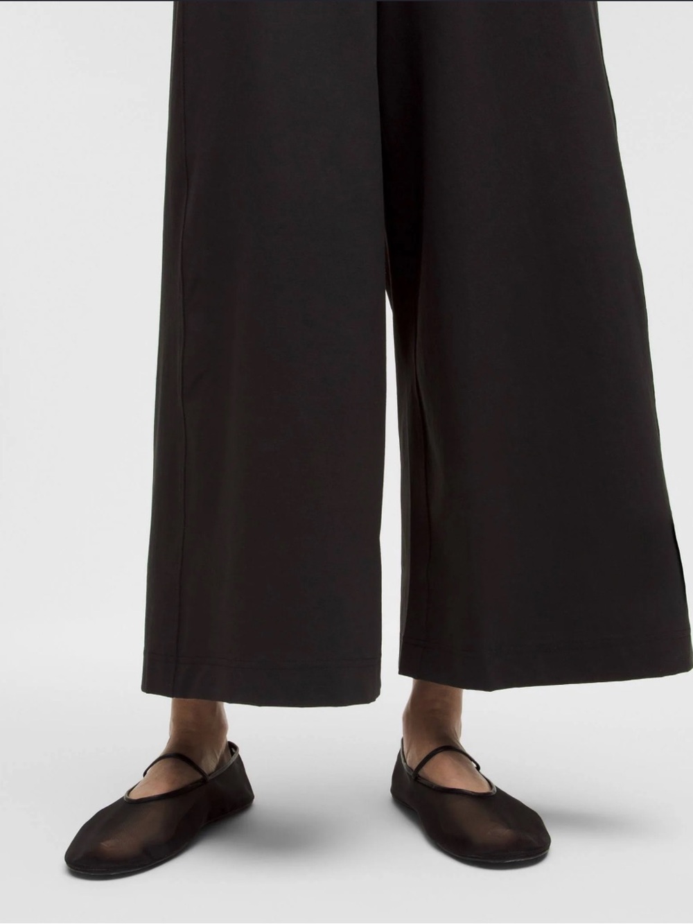 Lululemon Stretch Woven Ruffle-Waist Wide-Leg Cropped Pant - Picture 3 of 9